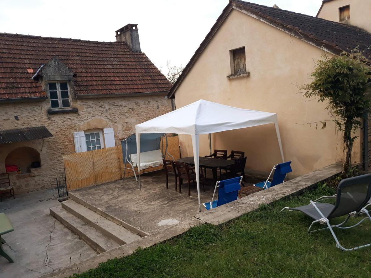 Gite Du Bouyssou Carsac-Aillac Exterior photo